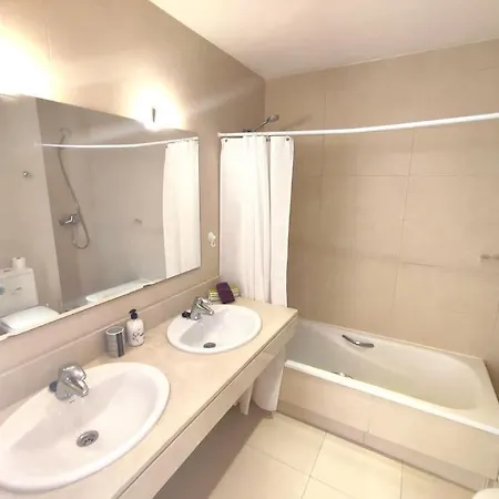 Апартаменты Luxury Townhouse In Puerto De Santiago, With Wifi, Ac, Pool *